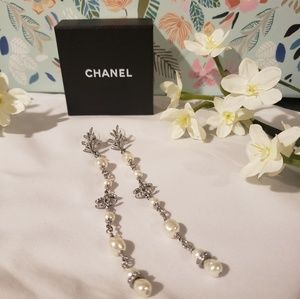 💕 Chanel Earrings 💕